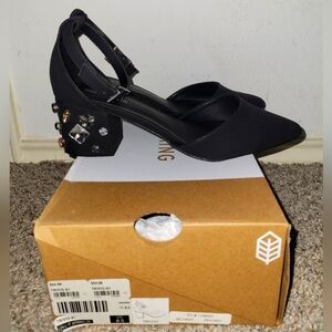 Call it Spring- Travis Size 8.5